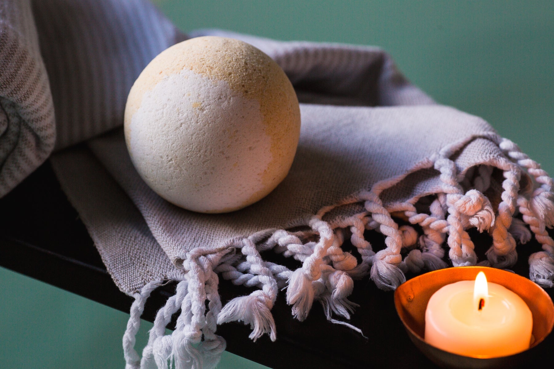 Bath bomb and candle